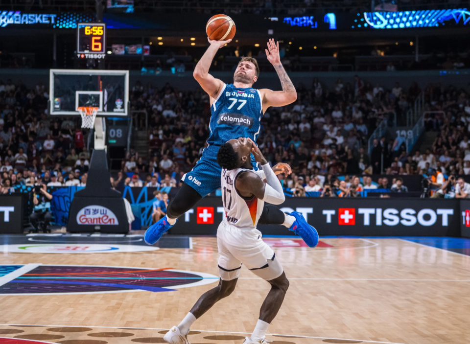 端也投开了, 分差缩小至 端也投开了, 分差缩小至