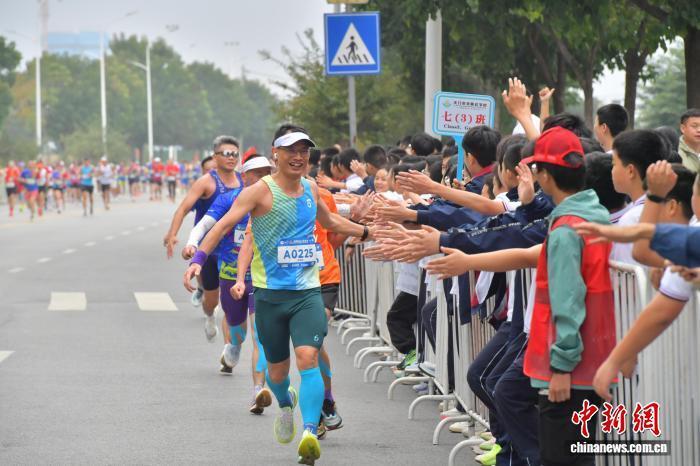 小时, LL 小时, LL